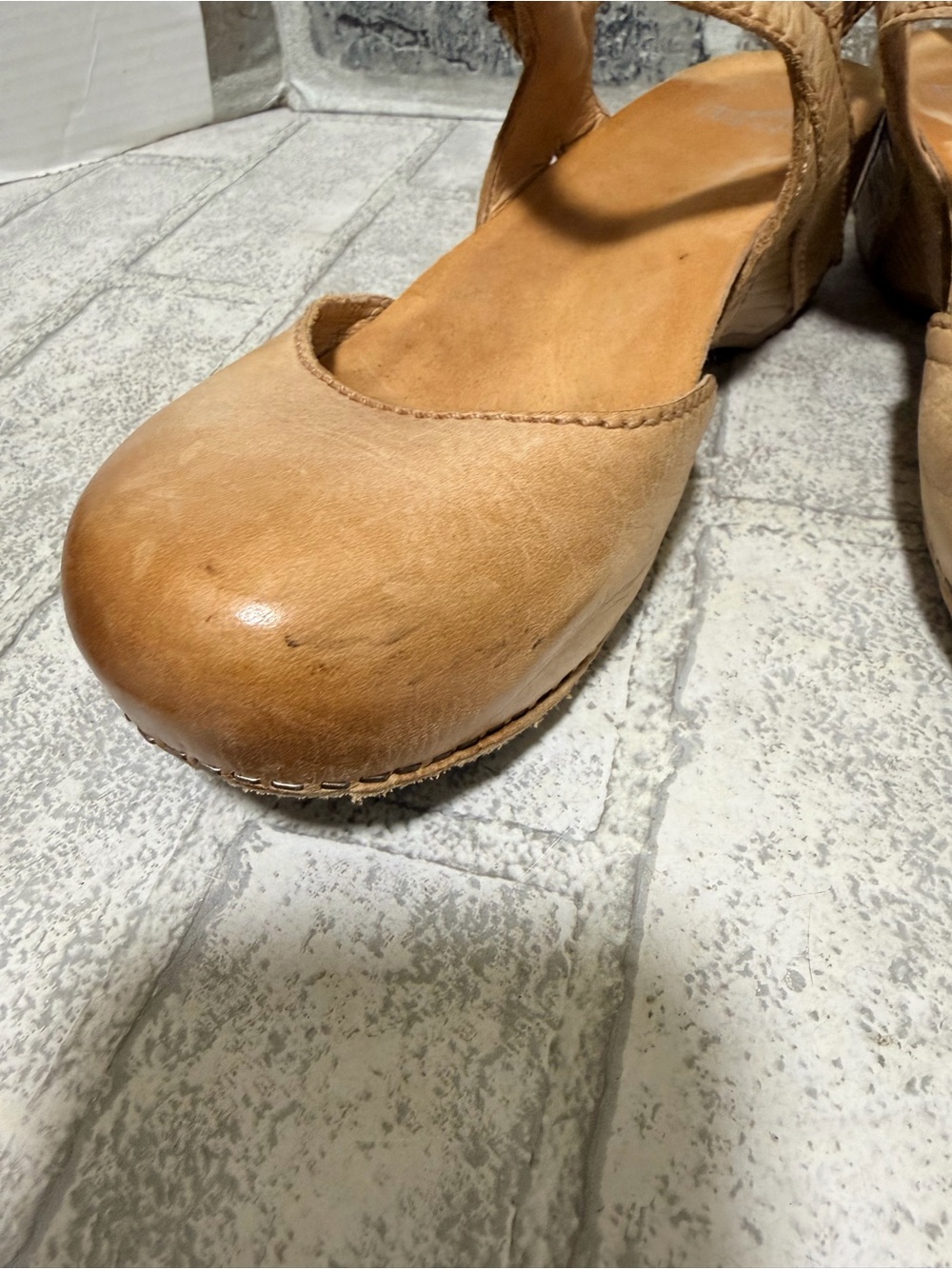 Dansko Tiffani Milled Burnished Mules with Buckle size 40 9-9.5 - Picture 5 of 13